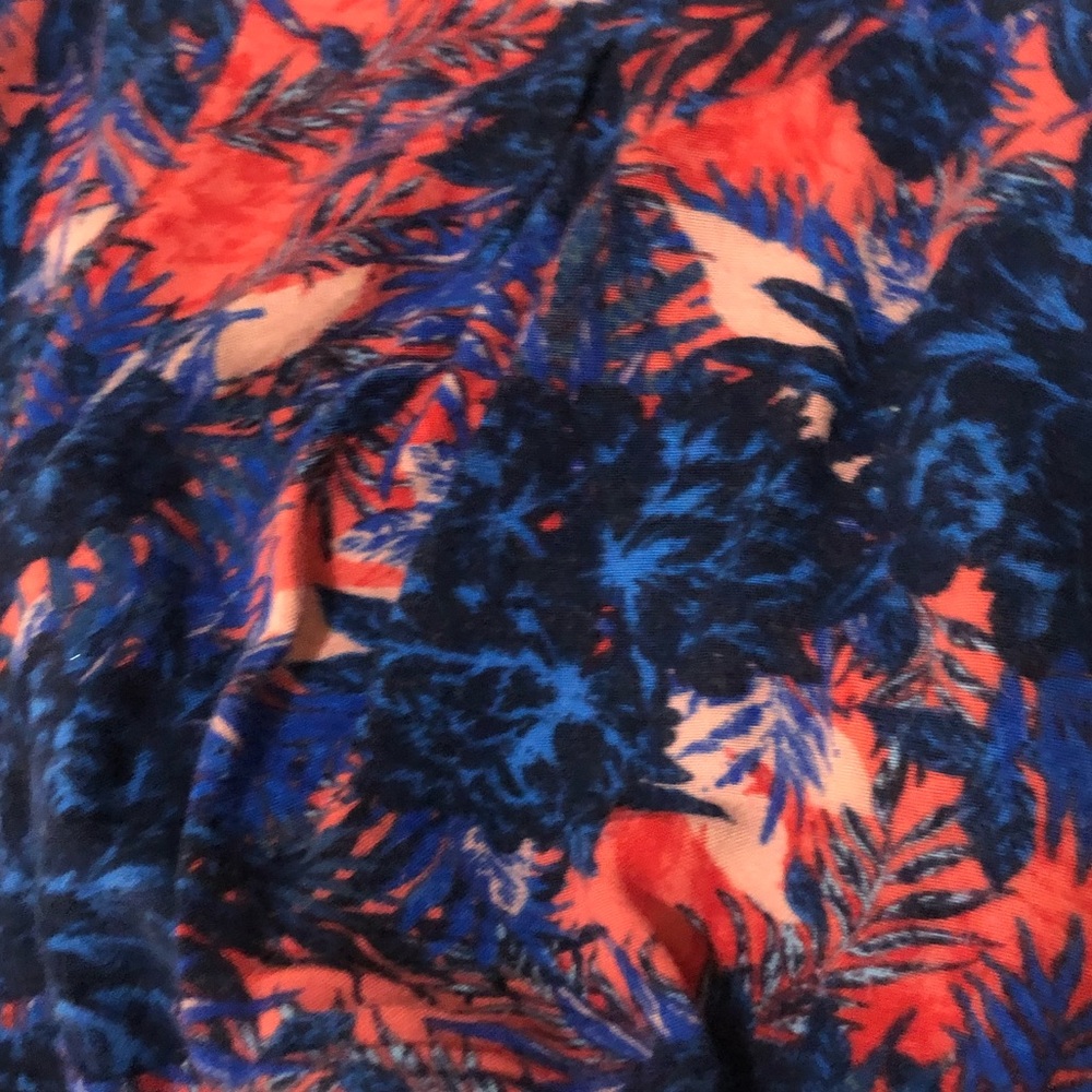 Roxy Tropical Shorts 🌺 - Picture 11 of 14